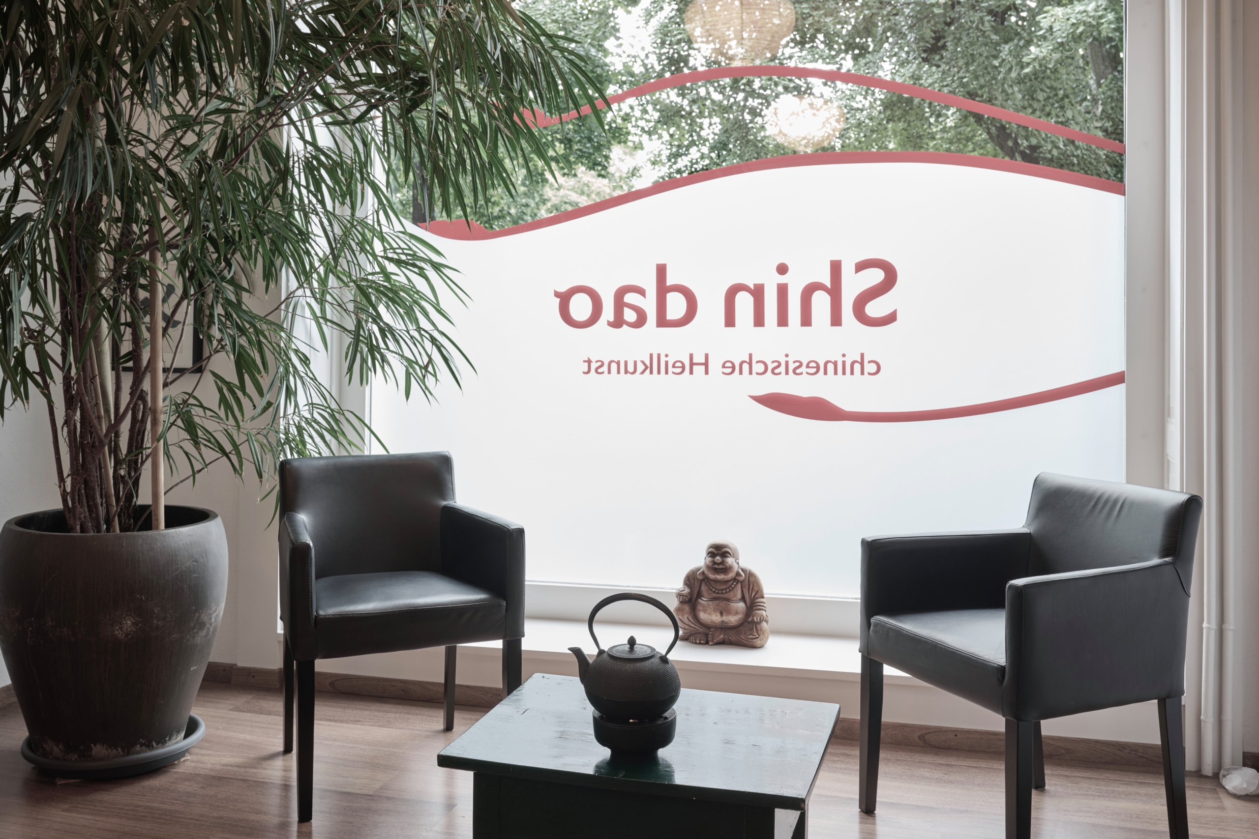 Blass_Sitze vorne leer